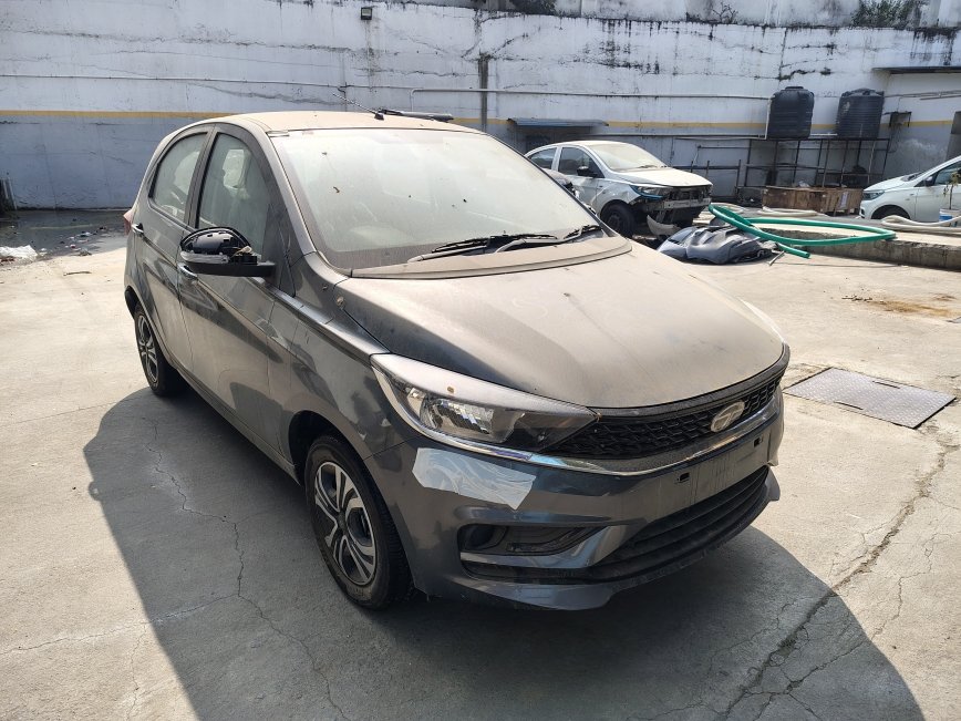 Disposal of Transit Damaged (Accidental) Vehicles, TATA TIAGO XT
